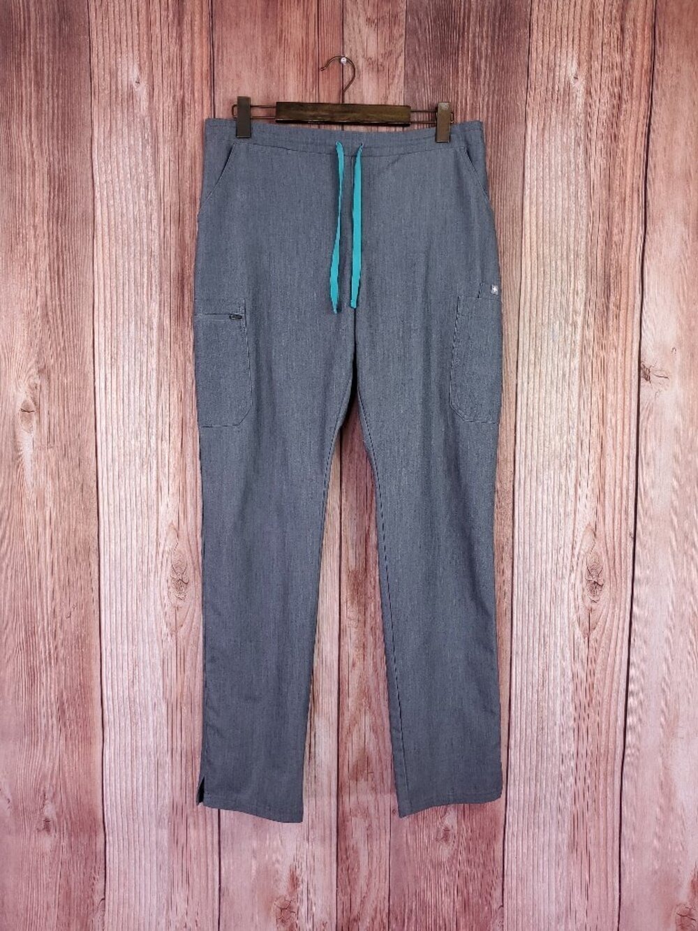 Figs Womens Medium Tall Yola Slim Scrub Pants Gray TW2000T